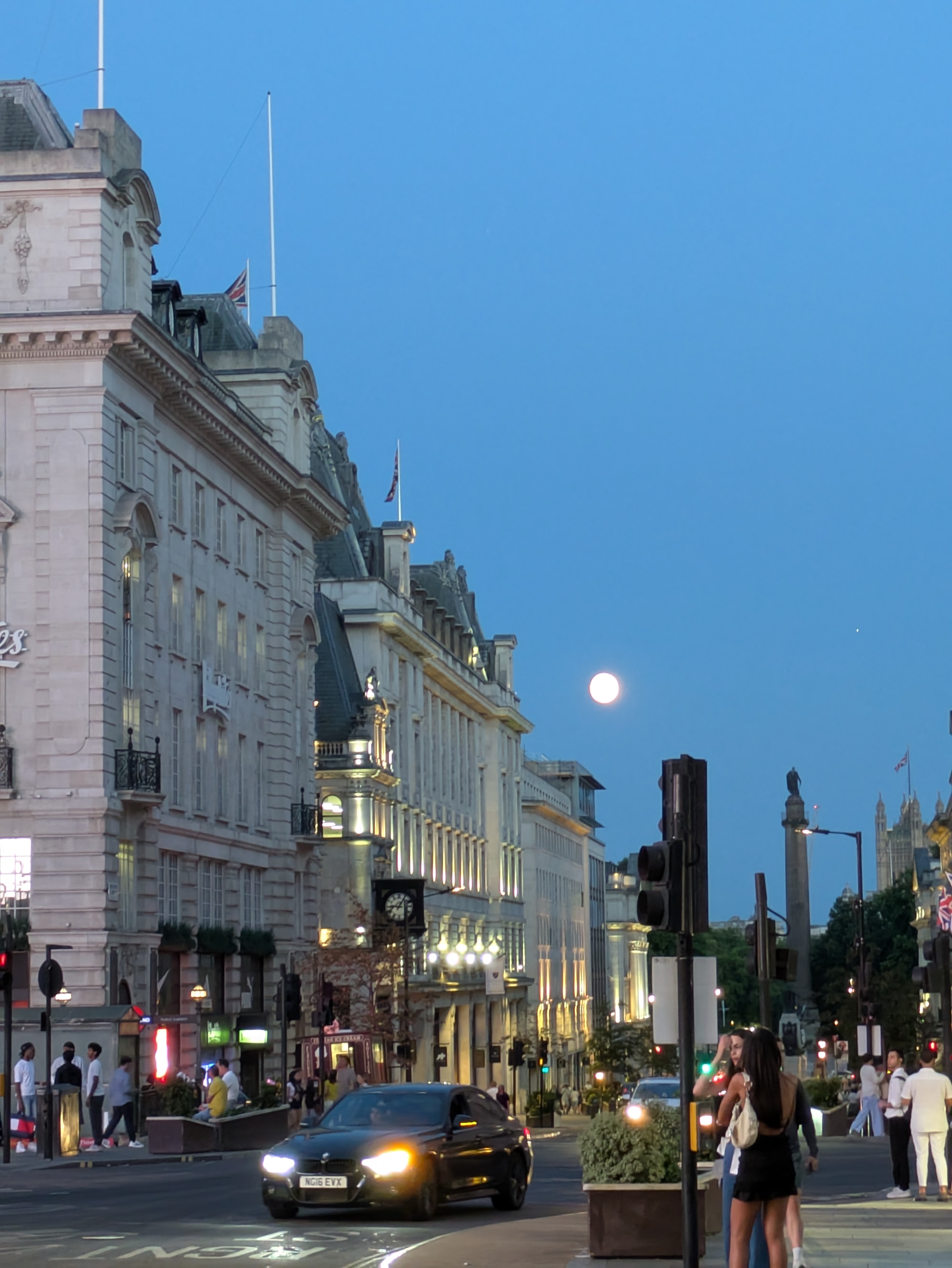 PXL_20260727_201839582.NIGHT.jpg