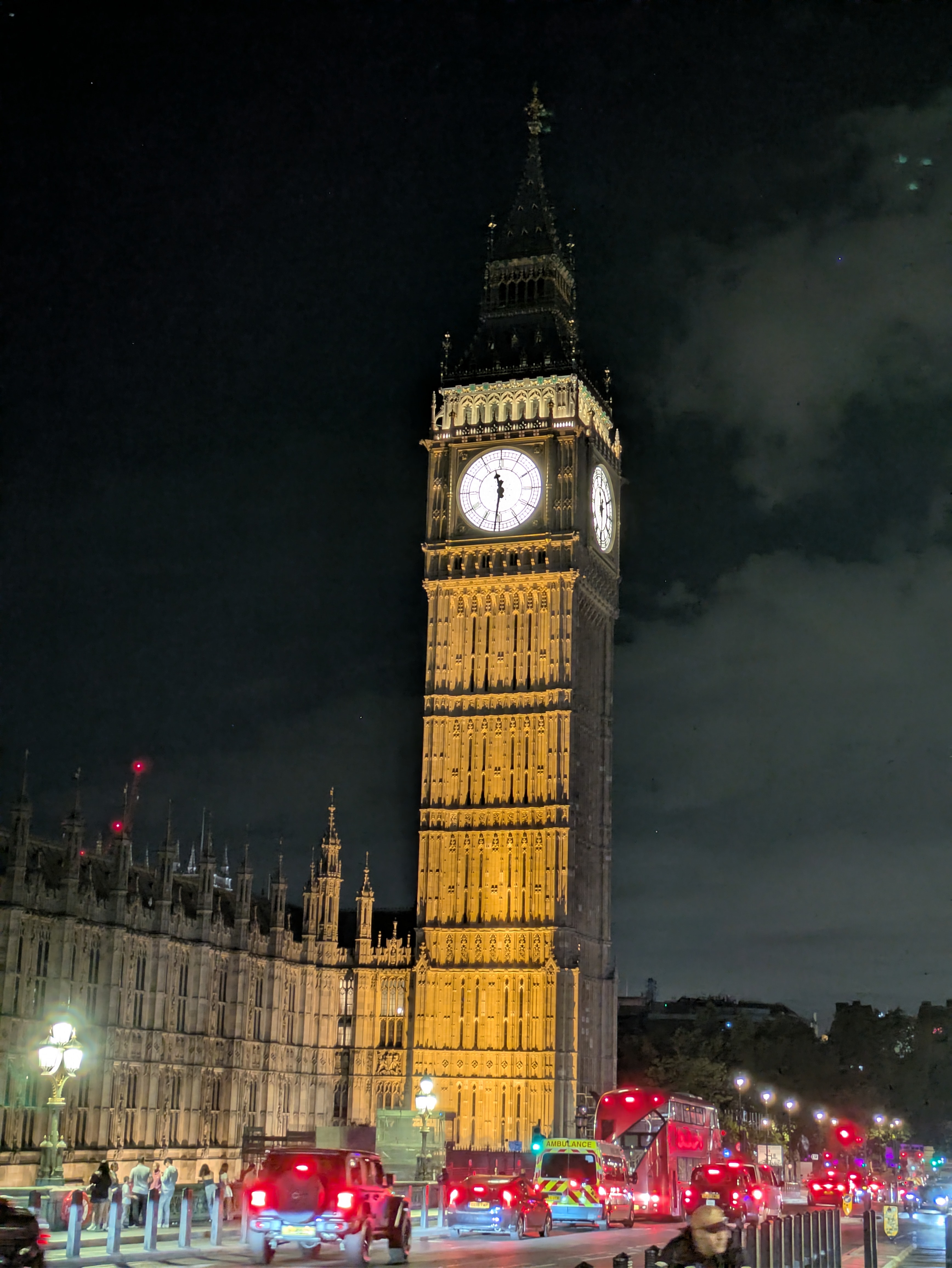 PXL_20260730_223101060.NIGHT.jpg